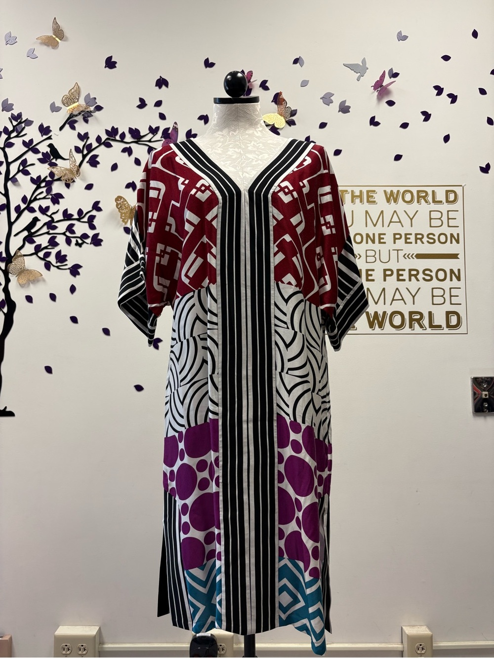 Trina Turk V Neck geometric Kaftan Dress